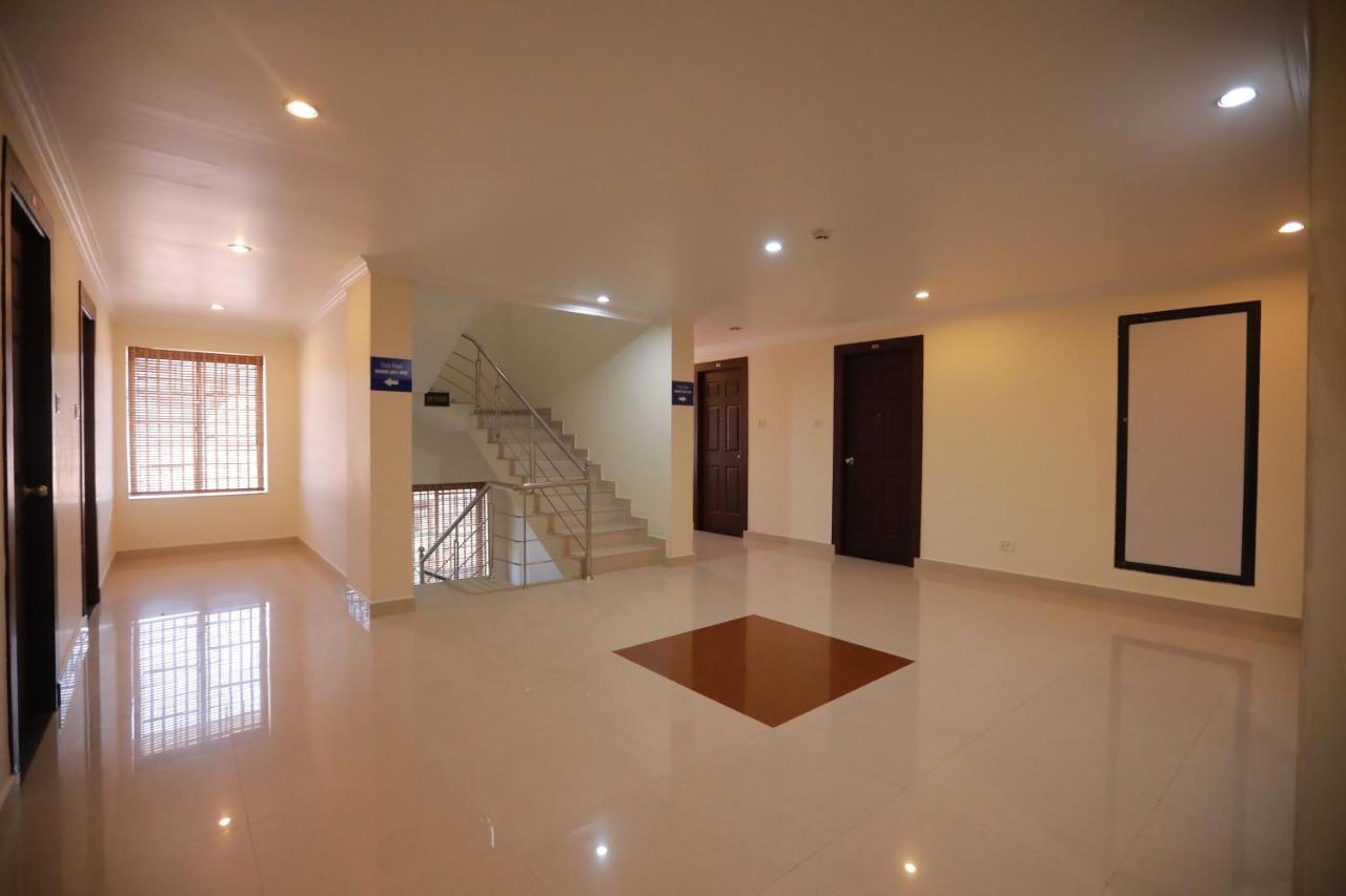 Hotel Peninsula Thrissur Dış mekan fotoğraf